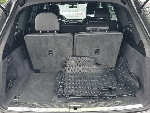 Used 2018 Audi Q7 3.0T Prestige AWD/4WD image 8