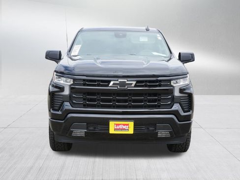 Used 2024 Chevrolet Silverado 1500 RST AWD/4WD image 2