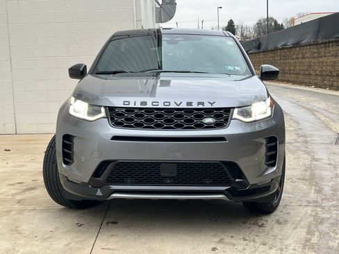 Used 2025 Land Rover Discovery Sport Dynamic SE image 2