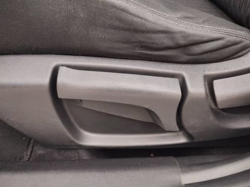 Used 2020 Nissan Rogue S w/ Special Edition Package FWD image 27