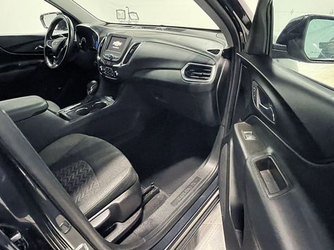 Used 2023 Chevrolet Equinox LT image 25
