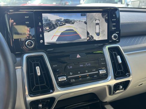 Certified 2024 Kia Sorento SX Prestige image 32