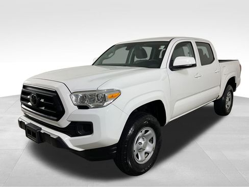 Certified 2023 Toyota Tacoma SR AWD/4WD image 4