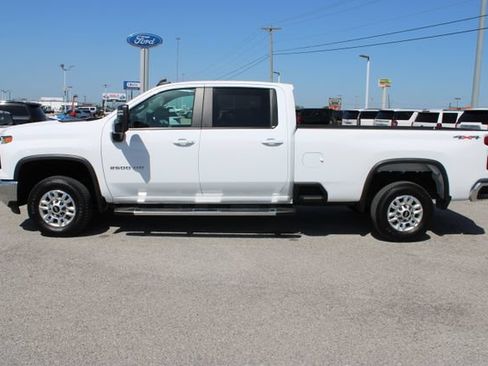 Used 2025 Chevrolet Silverado 2500 LT w/ Safety Package AWD/4WD image 9