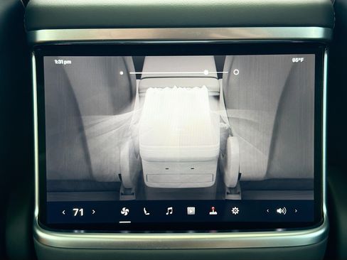 Used 2024 Tesla Model X AWD/4WD image 20