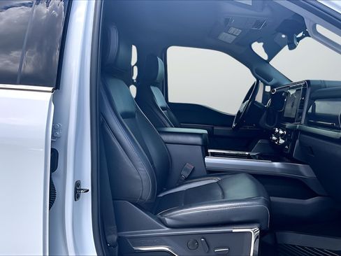 Used 2024 Ford F250 Lariat w/ Chrome Package AWD/4WD image 27