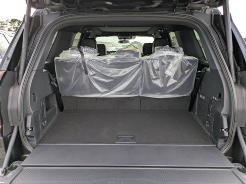 New 2025 Ford Expedition Tremor image 12