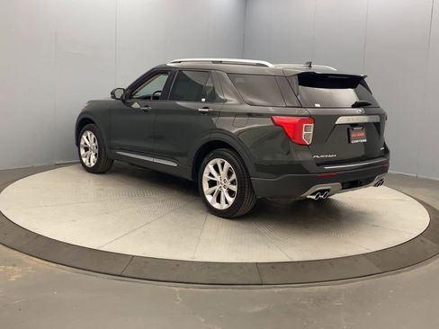 Used 2022 Ford Explorer Platinum w/ Equipment Group 601A AWD/4WD image 3