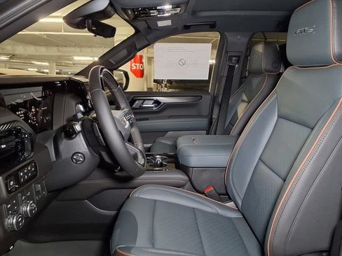 New 2026 GMC Yukon XL AT4 w/ AT4 Premium Plus Package AWD/4WD image 15