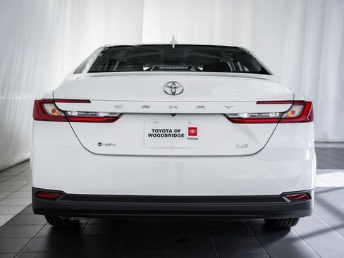 Used 2025 Toyota Camry LE image 5