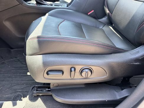Used 2024 Chevrolet Equinox RS w/ RS Leather Package FWD image 18