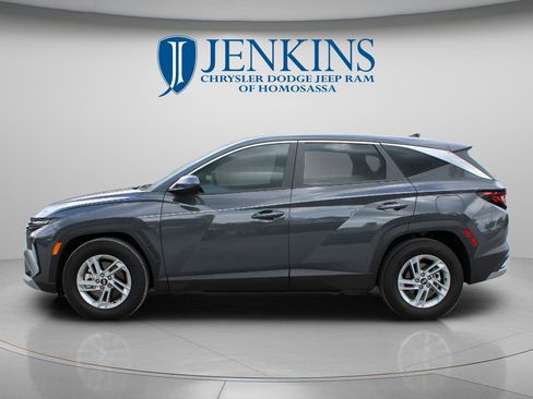 Used 2025 Hyundai Tucson SE FWD image 9