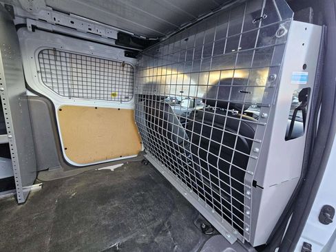 Used 2020 Ford Transit Connect XL image 12