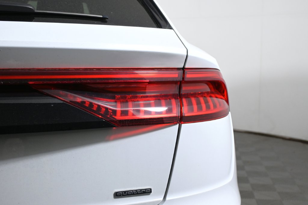 Used 2023 Audi Q8 Premium AWD/4WD image 13