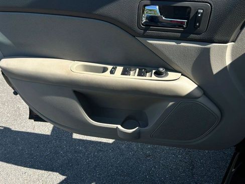 Used 2012 Ford Fusion SE FWD image 15