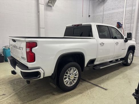 Used 2022 Chevrolet Silverado 3500 High Country w/ Z71 Off-Road Package image 3