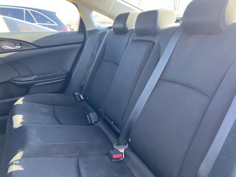 Used 2018 Honda Civic EX image 34