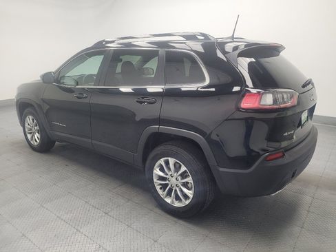 Used 2022 Jeep Cherokee Latitude Lux w/ Sun & Sound Group AWD/4WD image 3