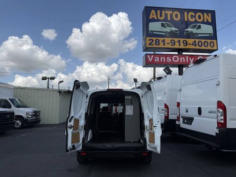 Used 2022 Ford Transit Connect XL FWD image 16