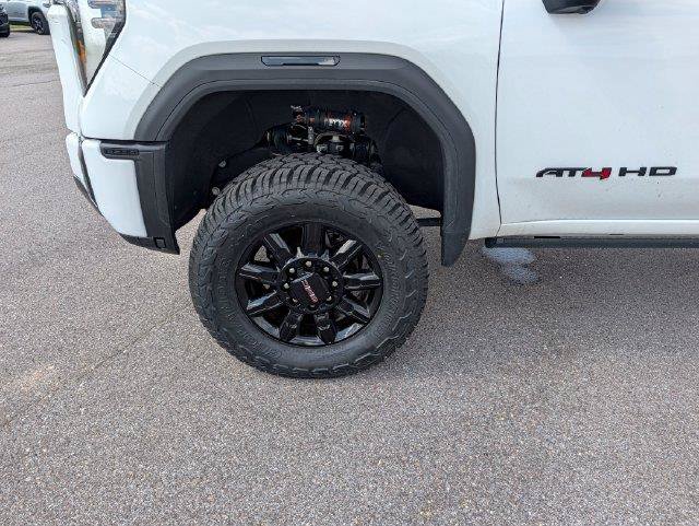 Used 2024 GMC Sierra 2500 AT4 w/ Technology Package AWD/4WD image 27