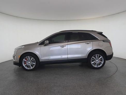 Used 2023 Cadillac XT5 Sportv w/ LPO, Floor Liner Package image 7