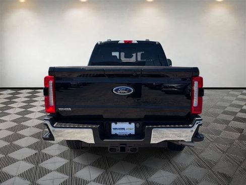 Used 2023 Ford F250 Lariat w/ Lariat Ultimate Package AWD/4WD image 6