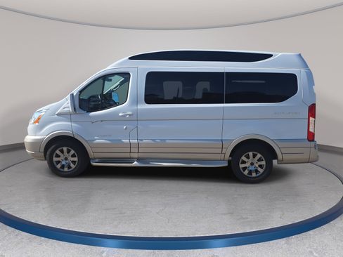 Used 2016 Ford Transit 150 XLT image 8