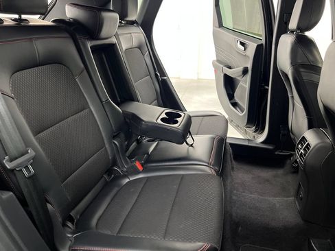 Used 2025 Ford Escape ST-Line AWD/4WD image 21