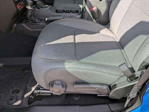 New 2025 Jeep Gladiator Willys image 4