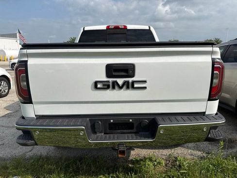 Used 2017 GMC Sierra 1500 SLT w/ SLT Premium Package AWD/4WD image 5