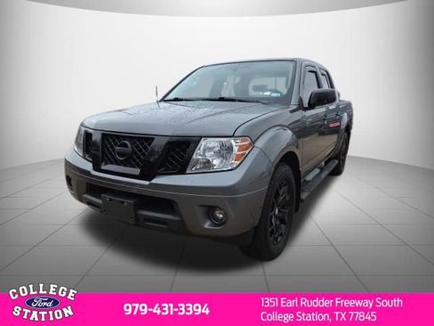 Used 2020 Nissan Frontier SV w/ Midnight Edition Floor Mats image 3