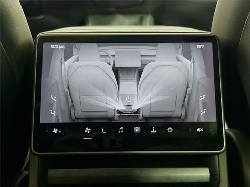 Used 2026 Tesla Model Y 2WD image 19