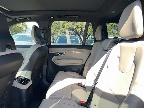 New 2026 Volvo XC90 T8 Ultra image 16