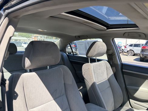 Used 2010 Honda Civic EX image 9