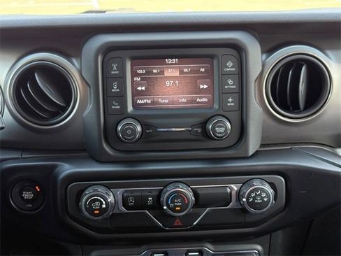 Used 2020 Jeep Wrangler Unlimited Sport S image 13