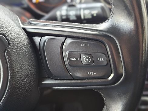 Used 2020 Jeep Wrangler Sport image 17