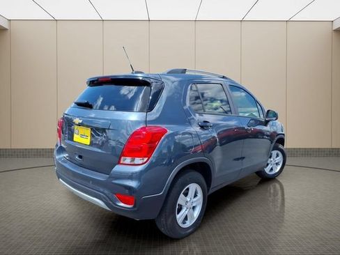 Used 2022 Chevrolet Trax LT w/ Driver Confidence Package AWD/4WD image 8