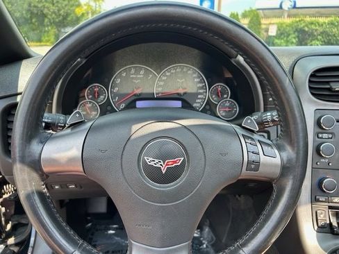 Used 2007 Chevrolet Corvette Convertible w/ Preferred Equipment Group RWD image 28