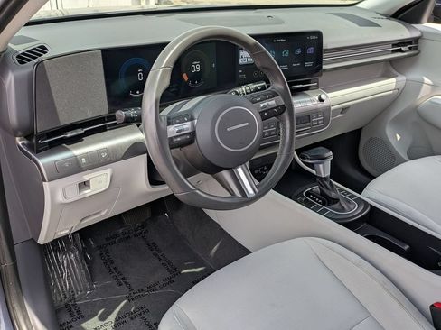 Used 2025 Hyundai Kona SEL FWD image 24