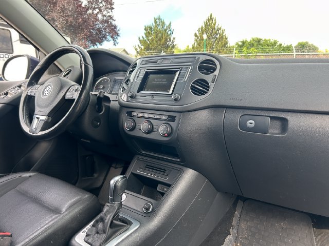Used 2016 Volkswagen Tiguan S FWD image 34