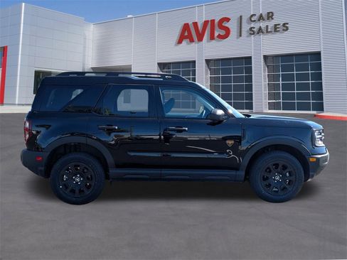 Used 2025 Ford Bronco Sport Badlands image 9