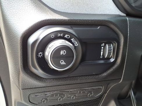 Used 2024 Jeep Gladiator Sport AWD/4WD image 20