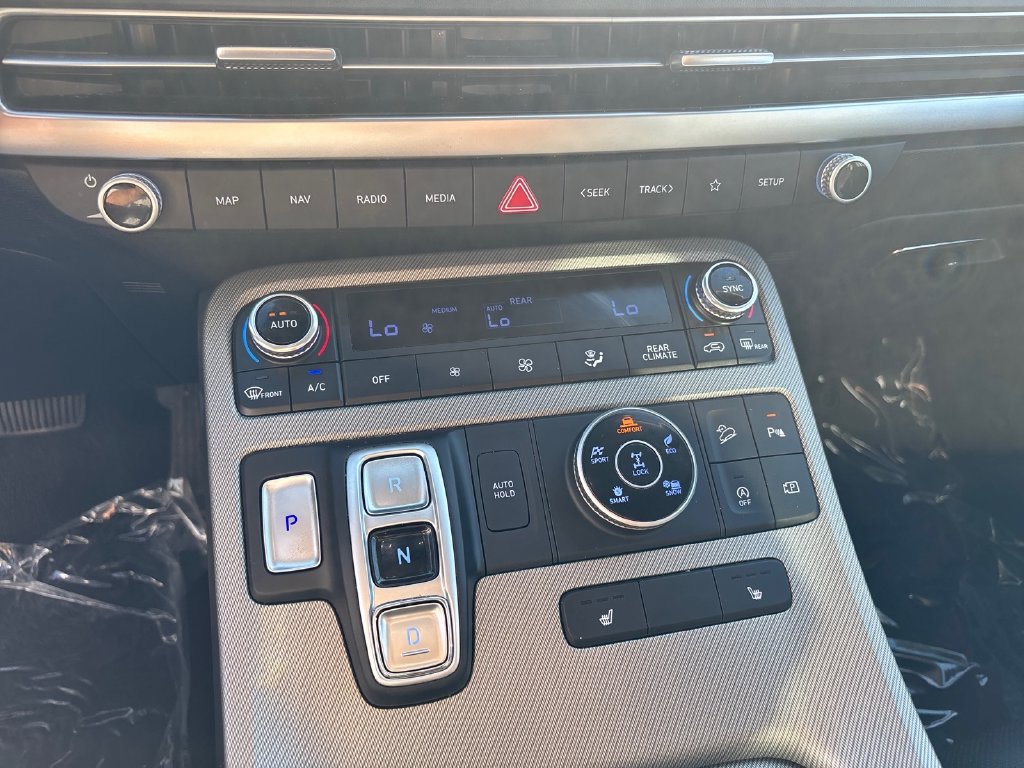 Used 2025 Hyundai Palisade SEL AWD/4WD image 14