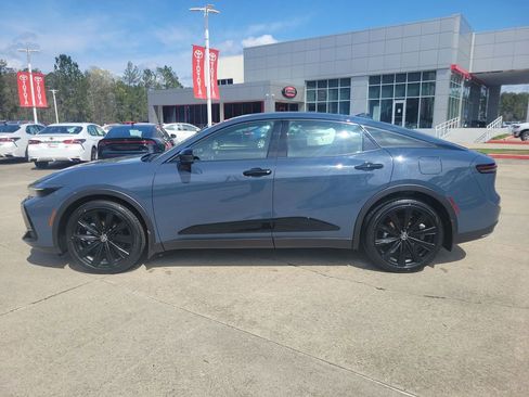 Certified 2026 Toyota Crown Limited image 2