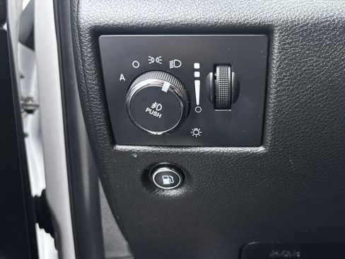 Used 2015 Jeep Grand Cherokee Limited image 18