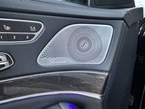 Used 2015 Mercedes-Benz S 550 Sedan image 14