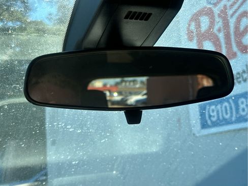 Certified 2023 Chevrolet Equinox LT w/ Driver Convenience Package image 35