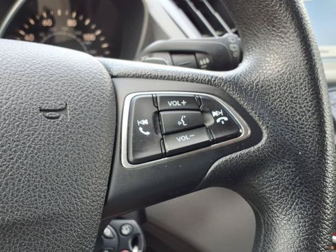 Used 2017 Ford Escape SE w/ Equipment Group 201A AWD/4WD image 24