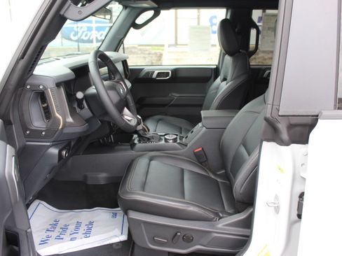 New 2026 Ford Bronco Badlands AWD/4WD image 24