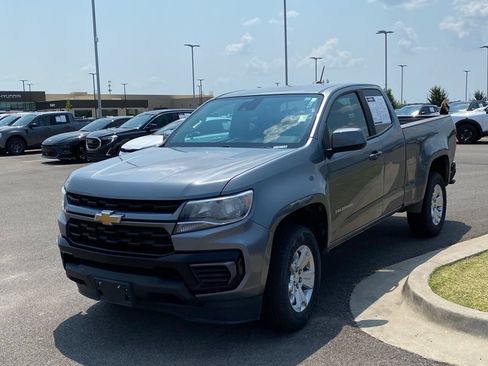 Used 2021 Chevrolet Colorado LT w/ Fleet Safety Package RWD image 3
